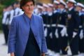 Sylvie Goulard passant en revue des troupes en 2017, alors ministre des armées